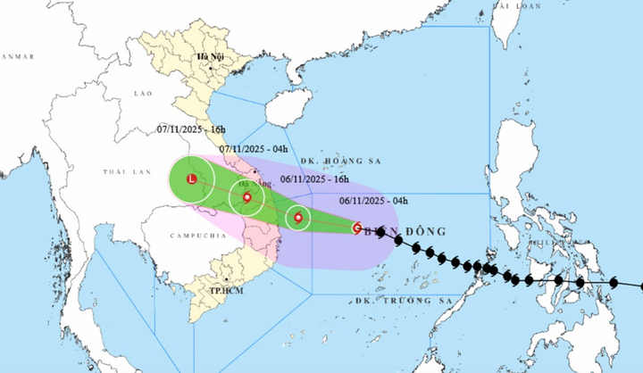 Bão số 13 Kalmaegi tăng tốc, giật cấp 17, từ hôm nay miền Trung mưa như trút- Ảnh 1.