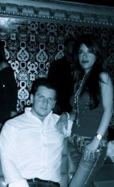 Đại gia bị vợ bỏ để theo siêu sao bóng đá, phải hoàn trả hơn 44 tỷ đồng vì dùng tiền “bẩn” để ly hôn- Ảnh 1. Đại gia bị vợ bỏ để theo siêu sao bóng đá, phải hoàn trả hơn 44 tỷ đồng vì dùng tiền “bẩn” để ly hôn- Ảnh 1.