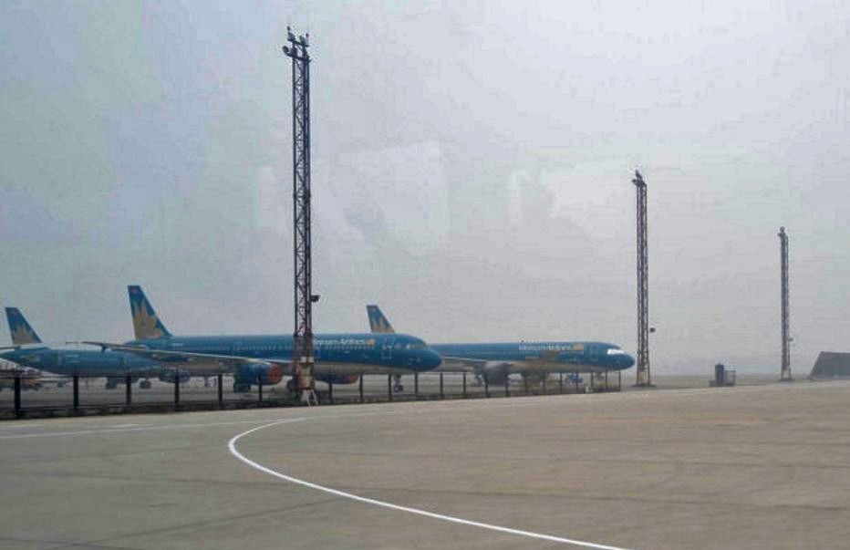 Đóng cửa 5 sân bay tránh bão Kalmaegi từ chiều nay- Ảnh 1.