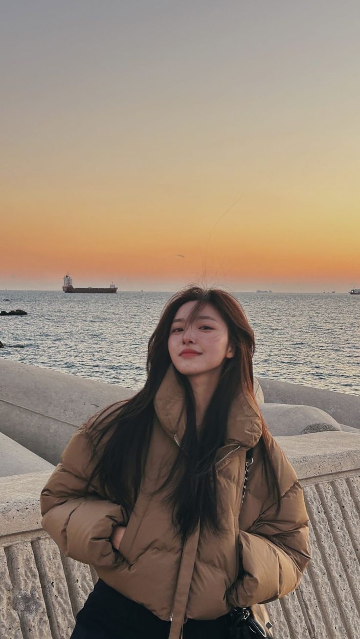 5 item trong tủ đồ mùa lạnh giúp nàng mặc đẹp- Ảnh 24. 5 item trong tủ đồ mùa lạnh giúp nàng mặc đẹp- Ảnh 24.