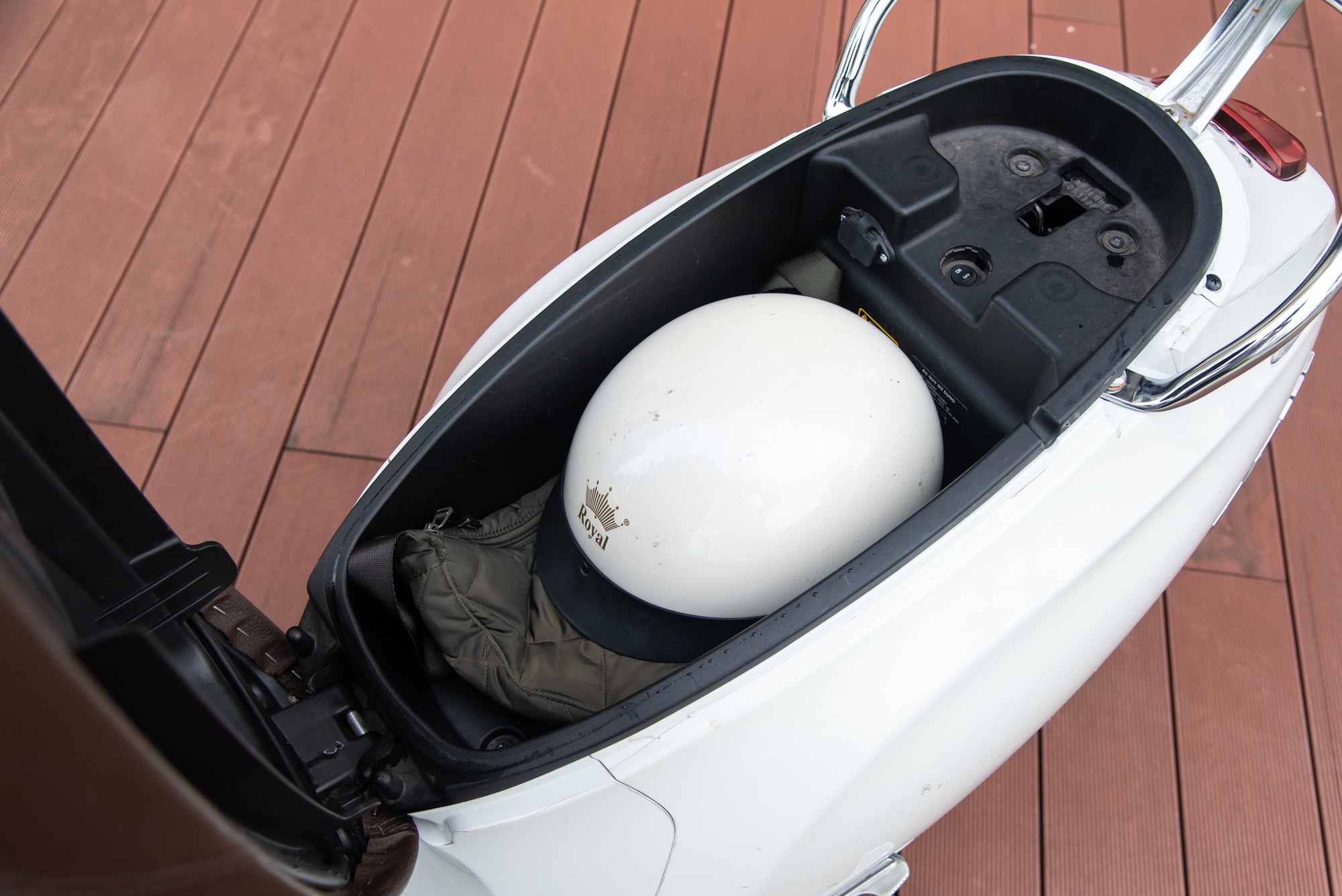 Từ ngày chuyển qua xe điện, tôi gần như không mất tiền mỗi khi ra đường- Ảnh 6. Từ ngày chuyển qua xe điện, tôi gần như không mất tiền mỗi khi ra đường- Ảnh 6.