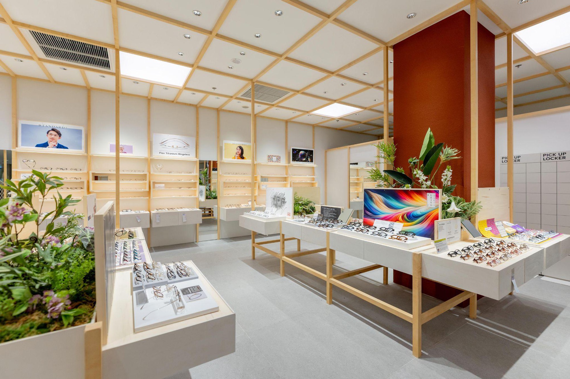 JINS thương hiệu mắt kính Nhật Bản gây sốt cộng đồng nhờ 4 dòng sản phẩm cốt lõi- Ảnh 1. JINS thương hiệu mắt kính Nhật Bản gây sốt cộng đồng nhờ 4 dòng sản phẩm cốt lõi- Ảnh 1.