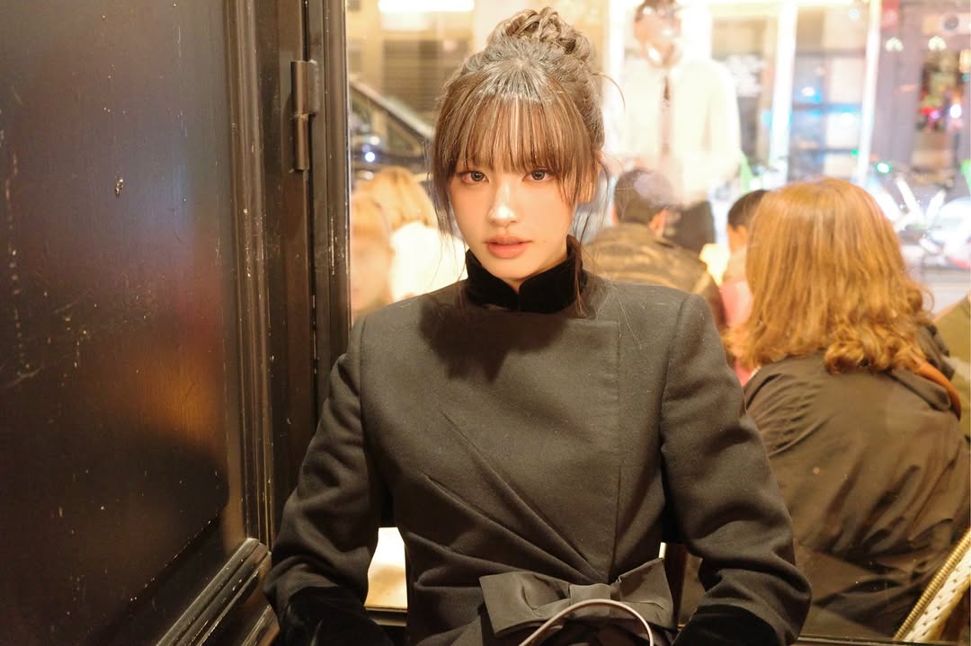 Nữ thần Kpop đẹp tới mức dàn staff bất động đứng nhìn như bị thôi miên, Jang Wonyoung cũng phải e dè- Ảnh 6. Nữ thần Kpop đẹp tới mức dàn staff bất động đứng nhìn như bị thôi miên, Jang Wonyoung cũng phải e dè- Ảnh 6.