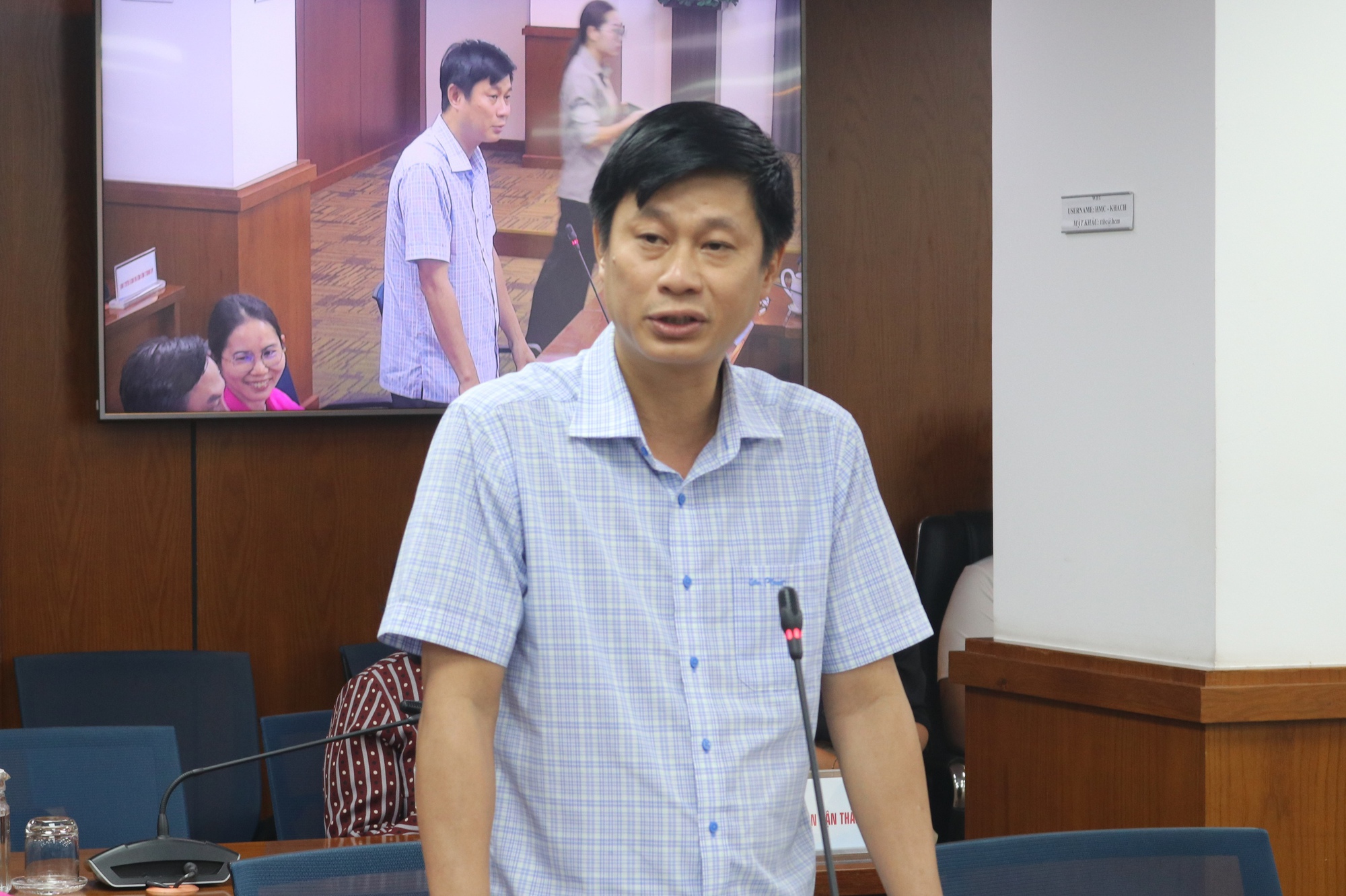 Bão Kalmaegi ảnh hưởng đến thời tiết TP HCM như thế nào?- Ảnh 1. Bão Kalmaegi ảnh hưởng đến thời tiết TP HCM như thế nào?- Ảnh 1.