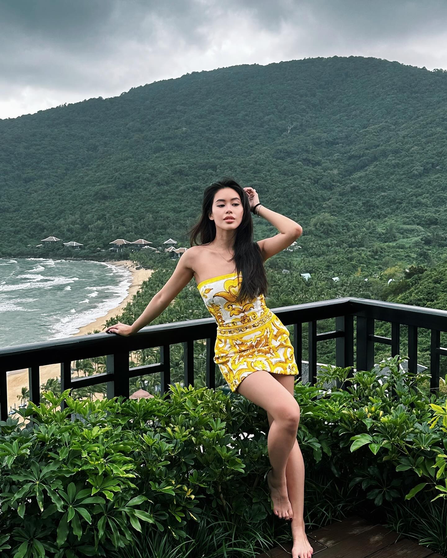 Ái nữ nổi tiếng nhất của tỷ phú Johnathan Hạnh Nguyễn cực chăm đi du lịch Đà Nẵng, cực mê khách sạn sang - xịn - mịn này- Ảnh 2.