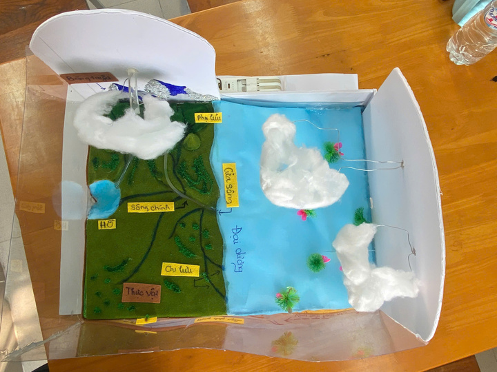 Bất ngờ đề kiểm tra Địa lý mở đầu bằng đoạn hội thoại giữa Nobita và Doraemon- Ảnh 3.