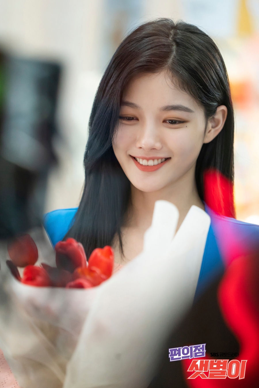 Nhìn Kim Yoo Jung mà rợn cả người- Ảnh 2. Nhìn Kim Yoo Jung mà rợn cả người- Ảnh 2.