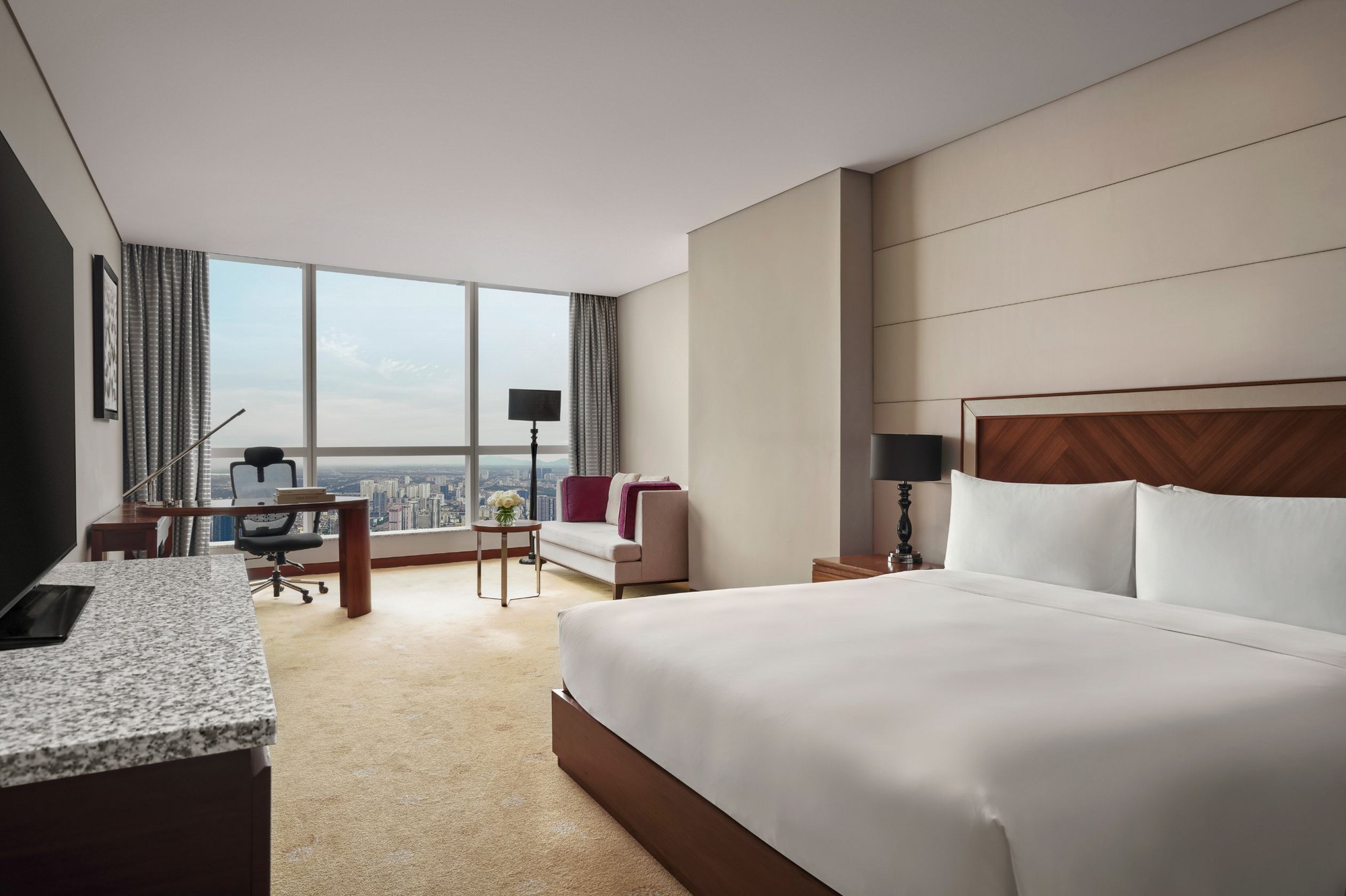 G-Dragon ở phòng 65 triệu/đêm tại Hà Nội, xịn đến mức chấp nhận đi 40km đến concert?- Ảnh 8. G-Dragon ở phòng 65 triệu/đêm tại Hà Nội, xịn đến mức chấp nhận đi 40km đến concert?- Ảnh 8.