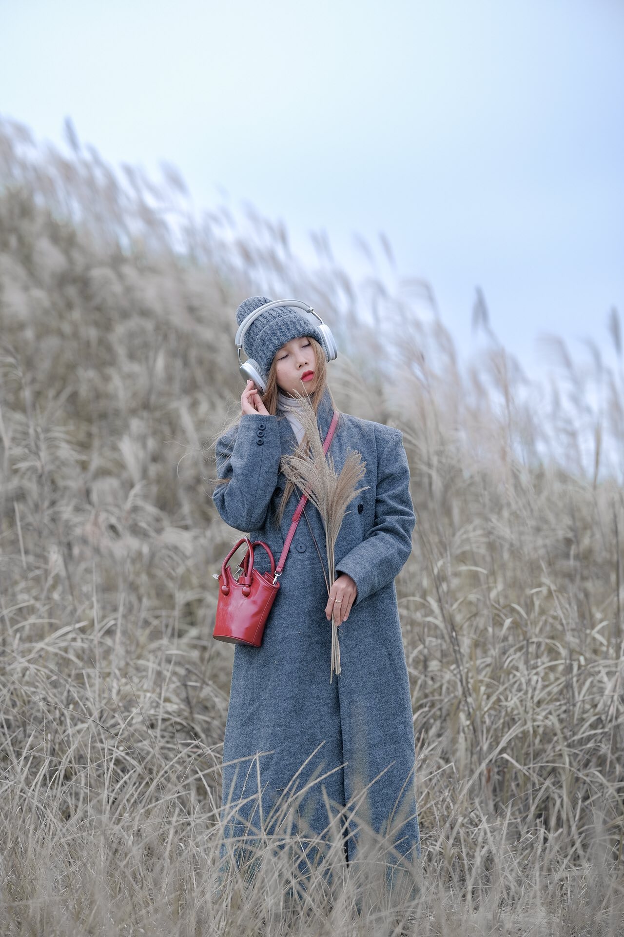 Ngoài biển, Quảng Ninh còn có 1 vùng núi nhiều người chưa biết: Đang vào mùa đẹp nhất, cảnh như phim- Ảnh 5. Ngoài biển, Quảng Ninh còn có 1 vùng núi nhiều người chưa biết: Đang vào mùa đẹp nhất, cảnh như phim- Ảnh 5.