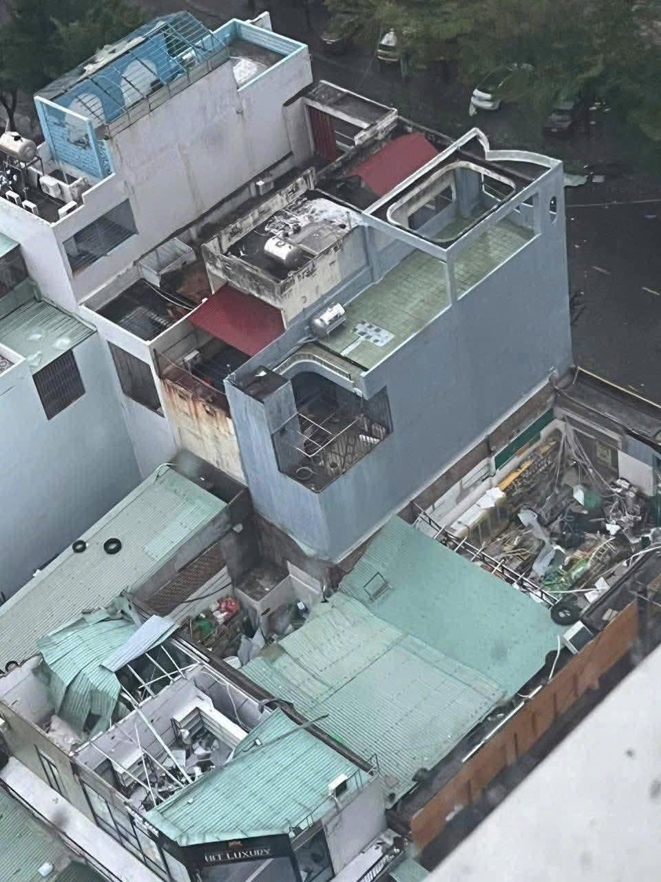 Cảnh tượng đau lòng khi bão số 13 đi qua- Ảnh 15. Cảnh tượng đau lòng khi bão số 13 đi qua- Ảnh 15.