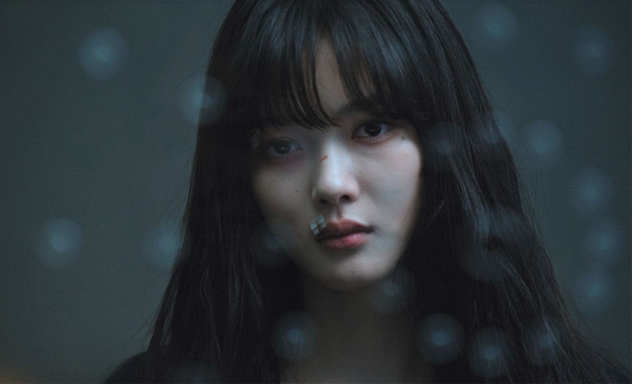 Nhìn Kim Yoo Jung mà rợn cả người- Ảnh 10. Nhìn Kim Yoo Jung mà rợn cả người- Ảnh 10.