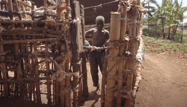 Người đàn ông tự xây 'pháo đài' và sống một mình suốt 55 năm trời vì sợ phụ nữ- Ảnh 4.