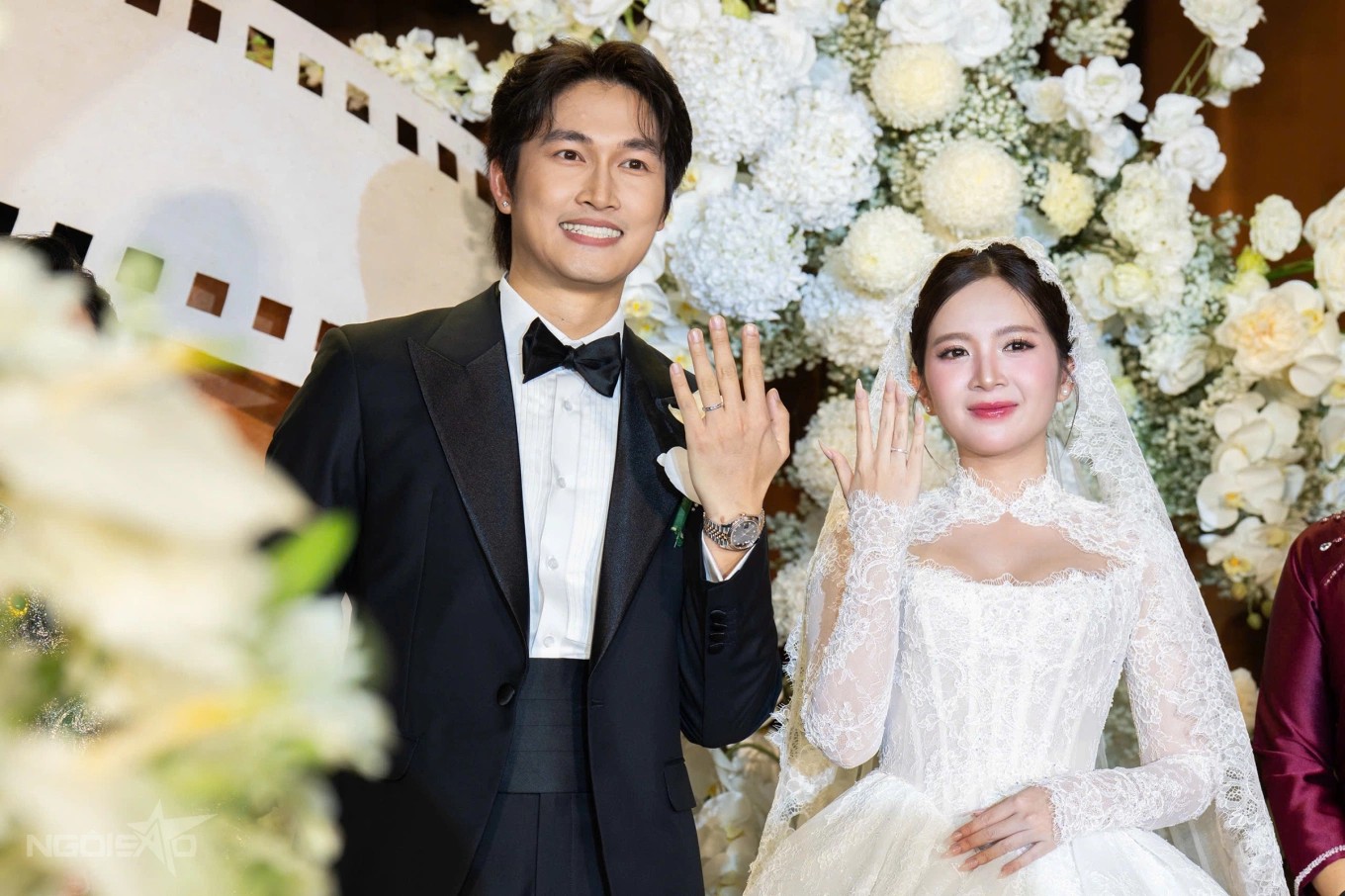 Soi nhanh cặp nhẫn cưới full kim cương của cặp đôi giờ vàng Đình Tú-Ngọc Huyền, mức giá khiến nhiều người bất ngờ- Ảnh 1. Soi nhanh cặp nhẫn cưới full kim cương của cặp đôi giờ vàng Đình Tú-Ngọc Huyền, mức giá khiến nhiều người bất ngờ- Ảnh 1.