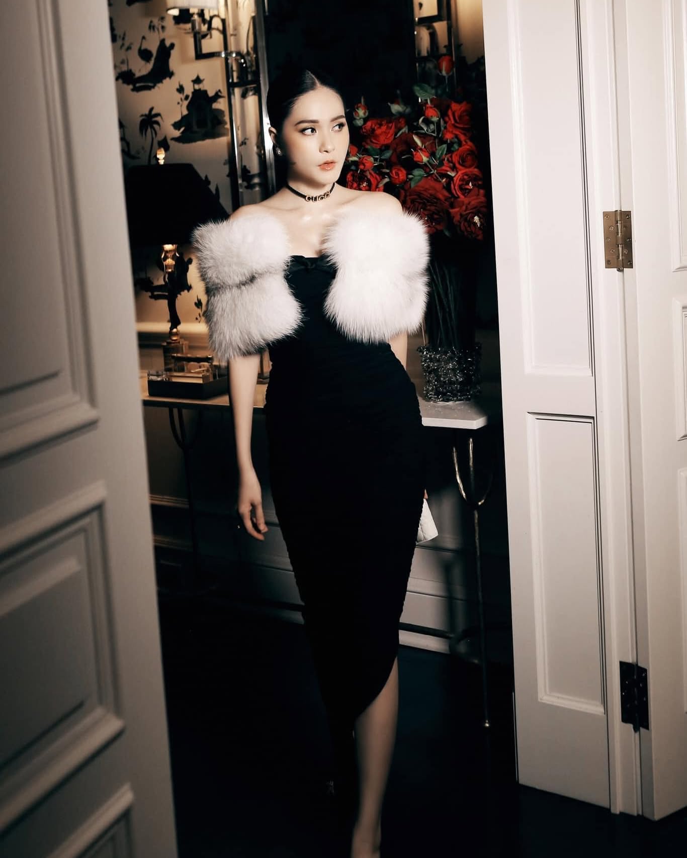 Bay màu danh xưng “nữ đại gia quận 7” của Đoàn Di Băng- Ảnh 25. Bay màu danh xưng “nữ đại gia quận 7” của Đoàn Di Băng- Ảnh 25.