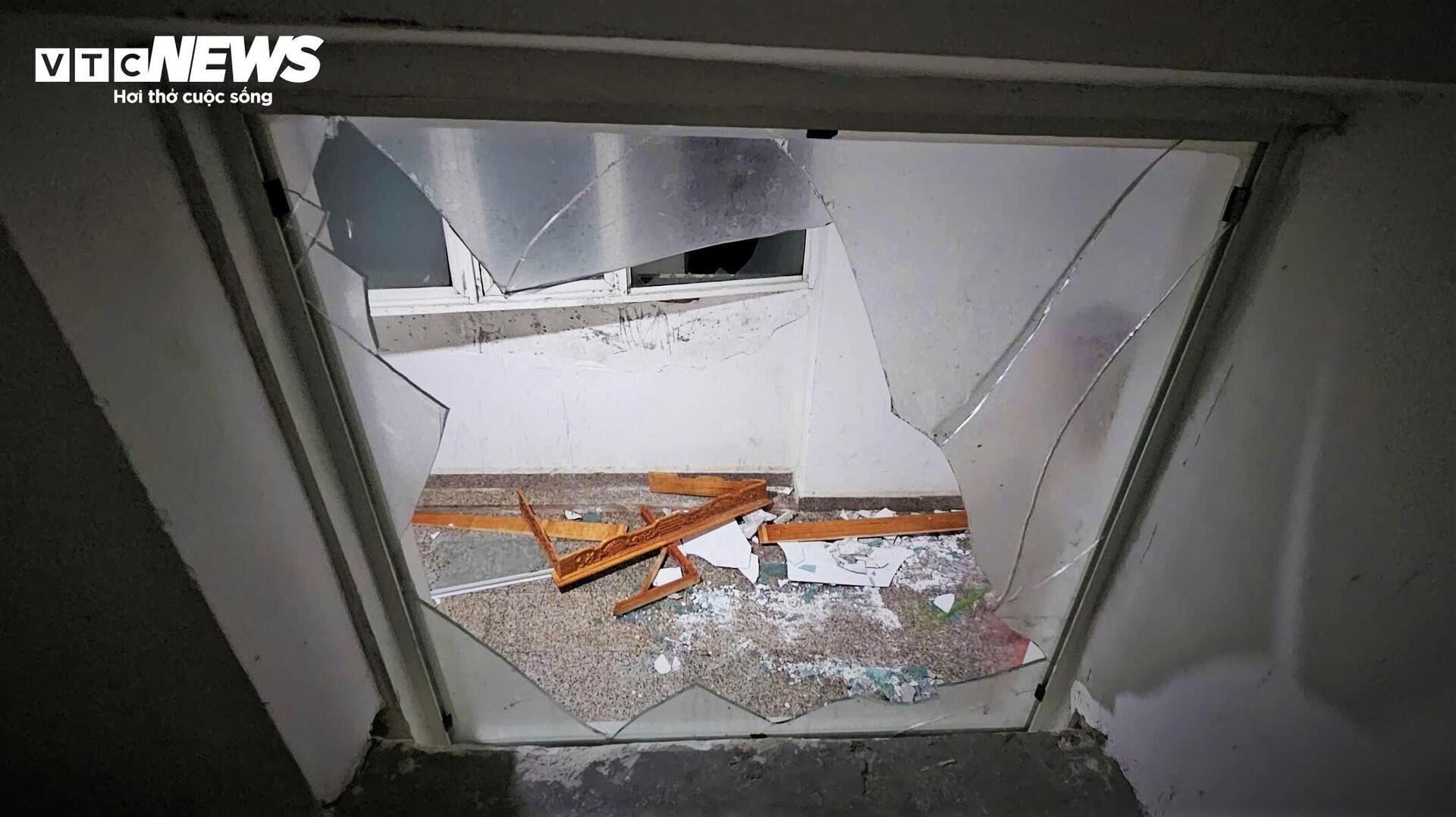 Gia Lai tan hoang sau bão Kalmaegi: Nhà tốc mái đổ sập, cây bật gốc hàng loạt- Ảnh 5.