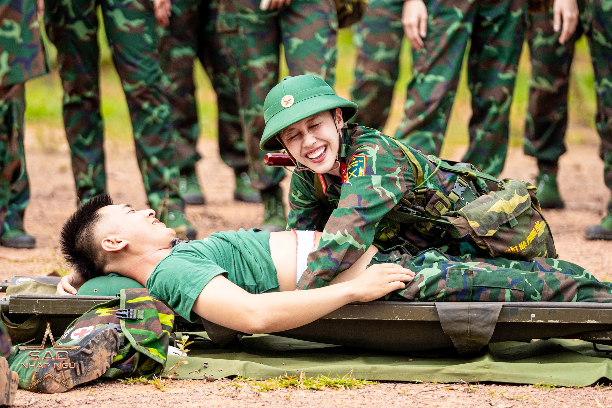 Hương Giang quá khổ!- Ảnh 2. Hương Giang quá khổ!- Ảnh 2.