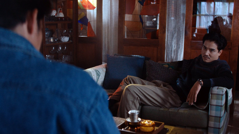 Trái Tim Què Quặt: Dàn diễn viên rất tốt nhưng kịch bản rất tiếc- Ảnh 2. Trái Tim Què Quặt: Dàn diễn viên rất tốt nhưng kịch bản rất tiếc- Ảnh 2.