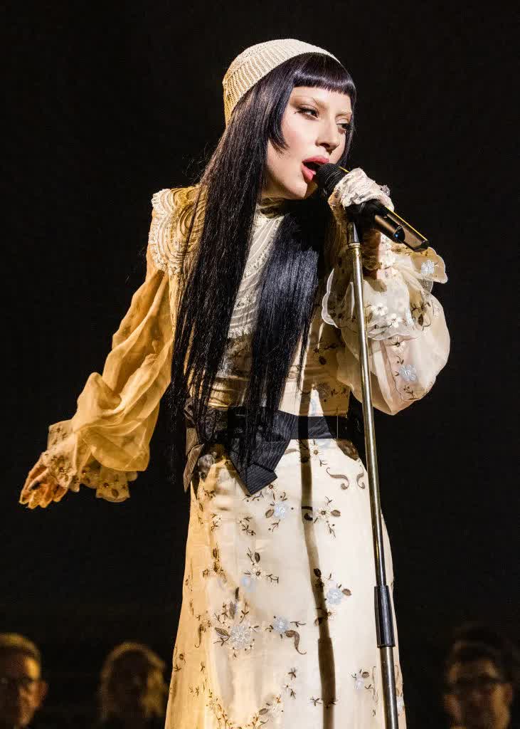 Đề cử Grammy 2026: Rosé làm nên lịch sử chưa từng có, Lady Gaga thua đúng 1 người- Ảnh 3. Đề cử Grammy 2026: Rosé làm nên lịch sử chưa từng có, Lady Gaga thua đúng 1 người- Ảnh 3.