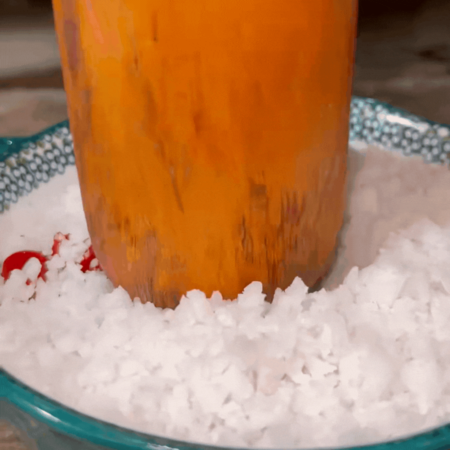 Hơn 1 triệu người "chảy nước miếng": Món ăn vặt miền Tây quen thuộc bỗng thành hiện tượng, bí quyết nằm ở thứ gia vị giản dị này!- Ảnh 5.