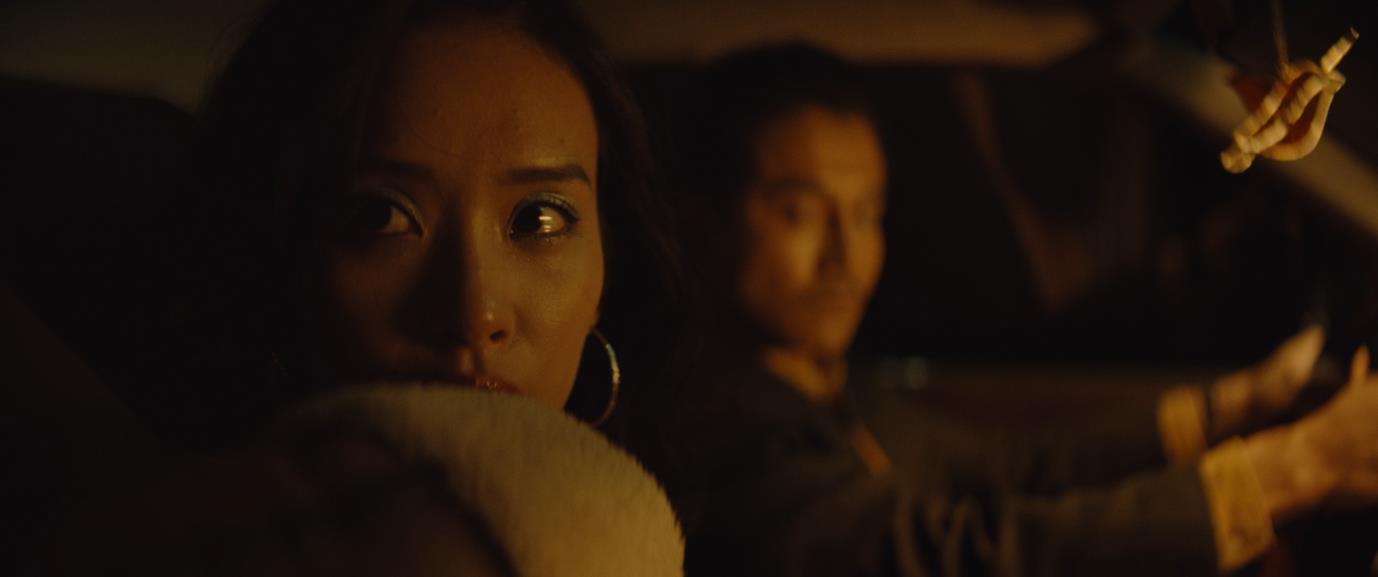 Trái tim què quặt: Người phụ nữ nào cũng muốn được yêu đúng cách- Ảnh 1. Trái tim què quặt: Người phụ nữ nào cũng muốn được yêu đúng cách- Ảnh 1.