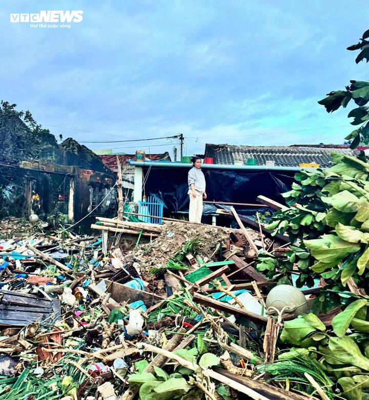 Ngư dân làng chài Gia Lai, Đắk Lắk đắng cay nhìn tài sản bay theo bão Kalmaegi- Ảnh 3.