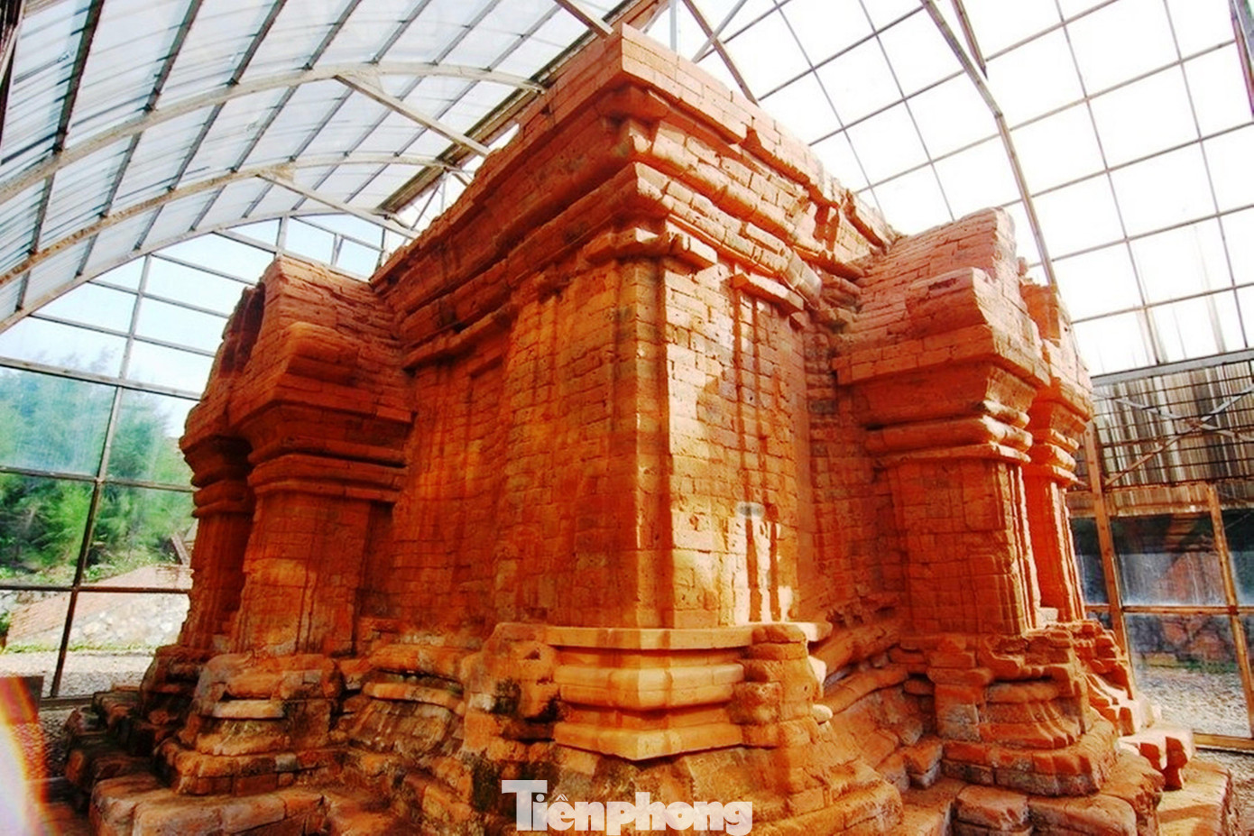 Xót xa tháp Chăm nghìn năm tuổi tại Huế bị ngâm nhiều ngày giữa nước lớn, dân lo sập đổ- Ảnh 7.