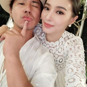 Sao nam phim giờ vàng ly thân vợ hai đẹp như hot girl sau hơn 1 năm kết hôn?- Ảnh 5. Sao nam phim giờ vàng ly thân vợ hai đẹp như hot girl sau hơn 1 năm kết hôn?- Ảnh 5.