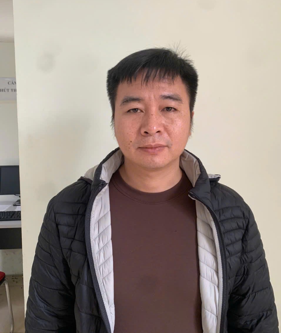 Đối tượng chính trong chuyên án lớn nhất lịch sử, buôn bán hơn 32.000 bánh heroin ra đầu thú- Ảnh 2. Đối tượng chính trong chuyên án lớn nhất lịch sử, buôn bán hơn 32.000 bánh heroin ra đầu thú- Ảnh 2.