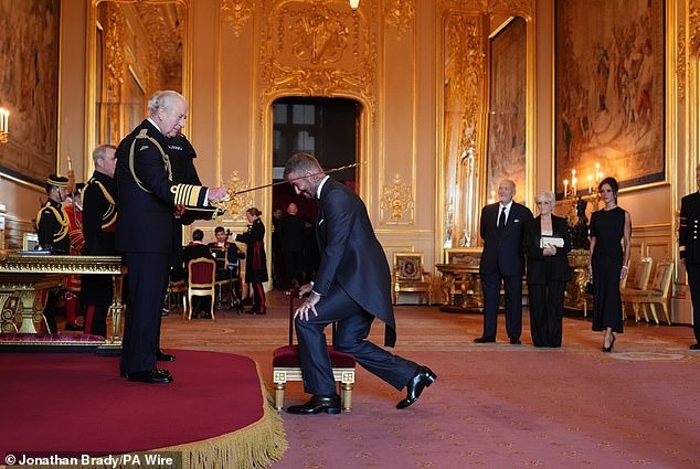 Chiến dịch phong tước hoàn hảo của David Beckham: Kéo dài hơn 1 thập kỷ, phản bội cả hoàng tử Harry?- Ảnh 5.