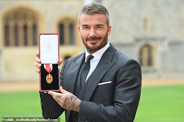 Sự im lặng rợn người của cậu cả nhà Beckham, rốt cuộc mâu thuẫn của con trai với bố có thể sâu đến đâu?- Ảnh 2. Sự im lặng rợn người của cậu cả nhà Beckham, rốt cuộc mâu thuẫn của con trai với bố có thể sâu đến đâu?- Ảnh 2.