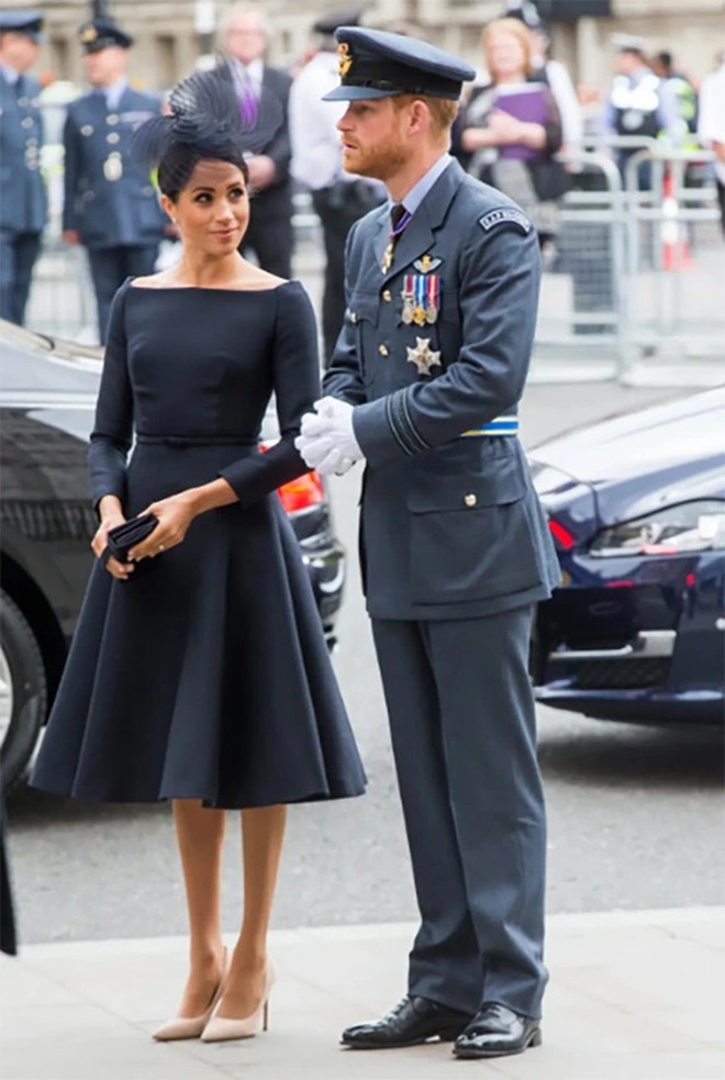 Meghan Markle mất mặt vì bị Dior lơ đẹp, Hermès thẳng thừng từ chối?- Ảnh 4.