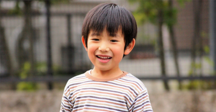 3 đặc điểm của những đứa trẻ được yêu đương thực sự, muốn giấu cũng không giấu nổi!- Ảnh 1.