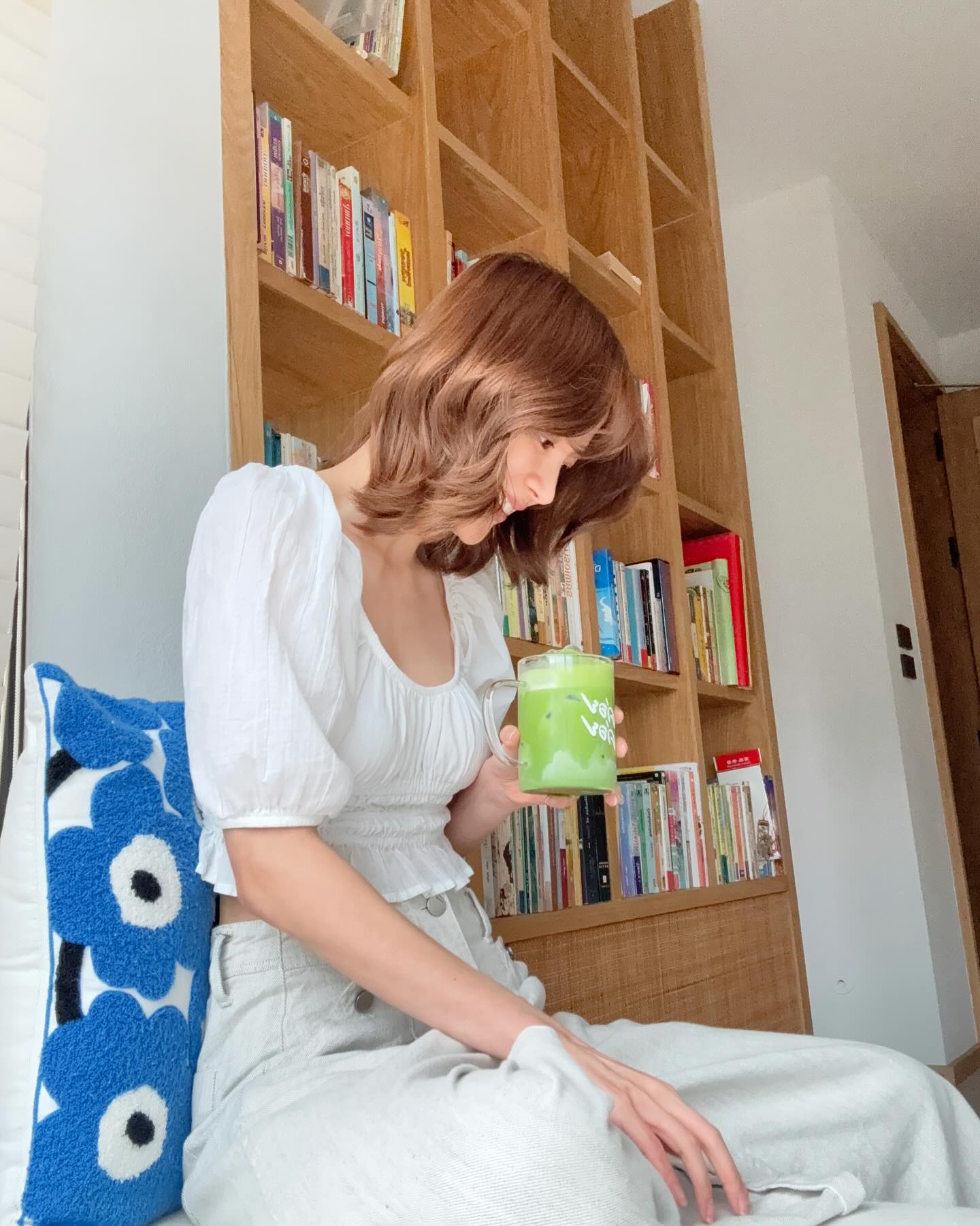 Nữ chính phim Chiếc lá cuốn bay mặc siêu đẹp ở tuổi U35 nhưng nhan sắc khi cắt tóc ngắn mới tuyệt đỉnh- Ảnh 3. Nữ chính phim Chiếc lá cuốn bay mặc siêu đẹp ở tuổi U35 nhưng nhan sắc khi cắt tóc ngắn mới tuyệt đỉnh- Ảnh 3.