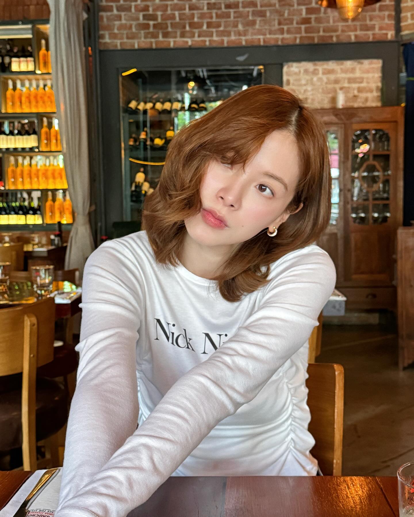 Nữ chính phim Chiếc lá cuốn bay mặc siêu đẹp ở tuổi U35 nhưng nhan sắc khi cắt tóc ngắn mới tuyệt đỉnh- Ảnh 2. Nữ chính phim Chiếc lá cuốn bay mặc siêu đẹp ở tuổi U35 nhưng nhan sắc khi cắt tóc ngắn mới tuyệt đỉnh- Ảnh 2.