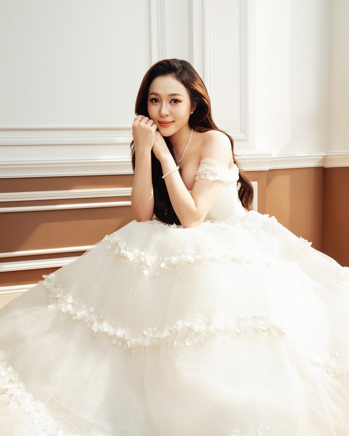 Sắc vóc người đẹp kế nhiệm Thanh Thủy đại diện Việt Nam thi Hoa hậu Quốc tế- Ảnh 7.