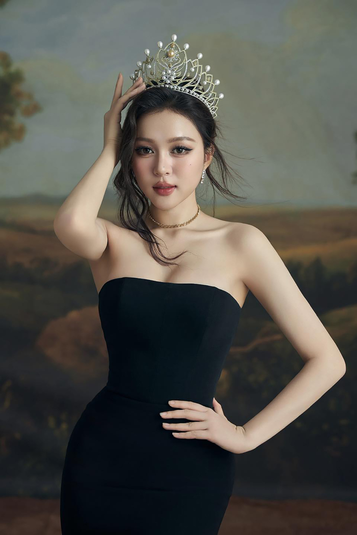 Sắc vóc người đẹp kế nhiệm Thanh Thủy đại diện Việt Nam thi Hoa hậu Quốc tế- Ảnh 6.