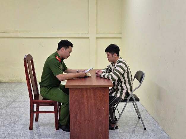 Bắt Tiktoker "Dù Bầu Trời"- Ảnh 1.