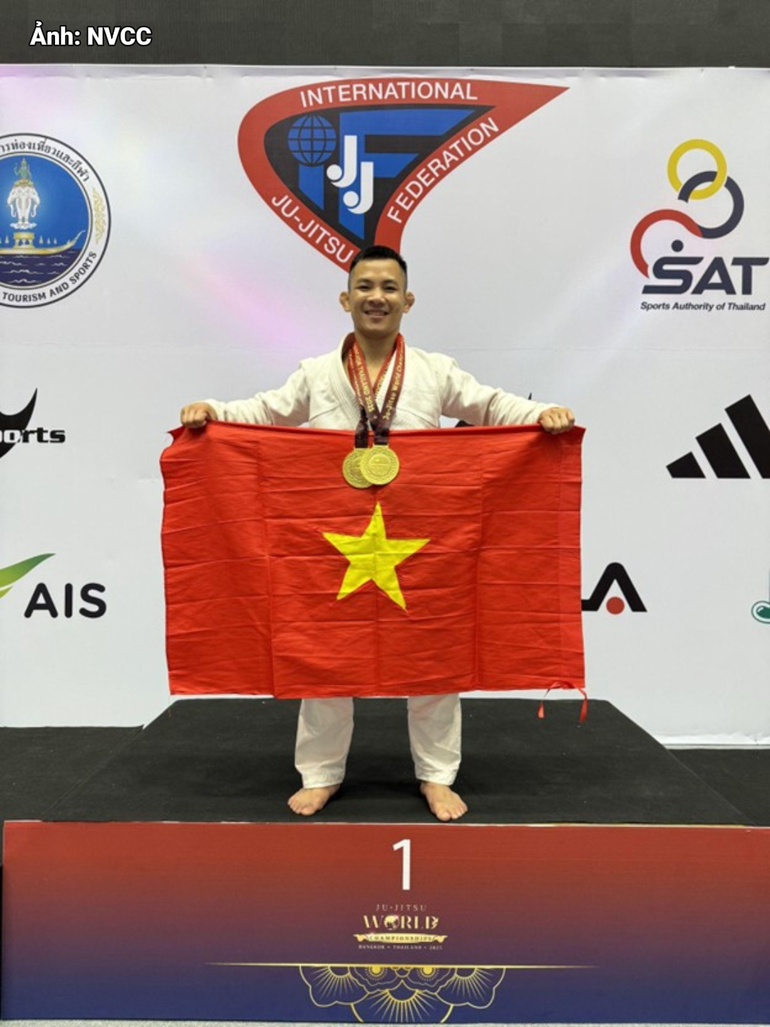 Hồng Sơn xuất sắc giành 2 HCV thế giới- Ảnh 2. Hồng Sơn xuất sắc giành 2 HCV thế giới- Ảnh 2.