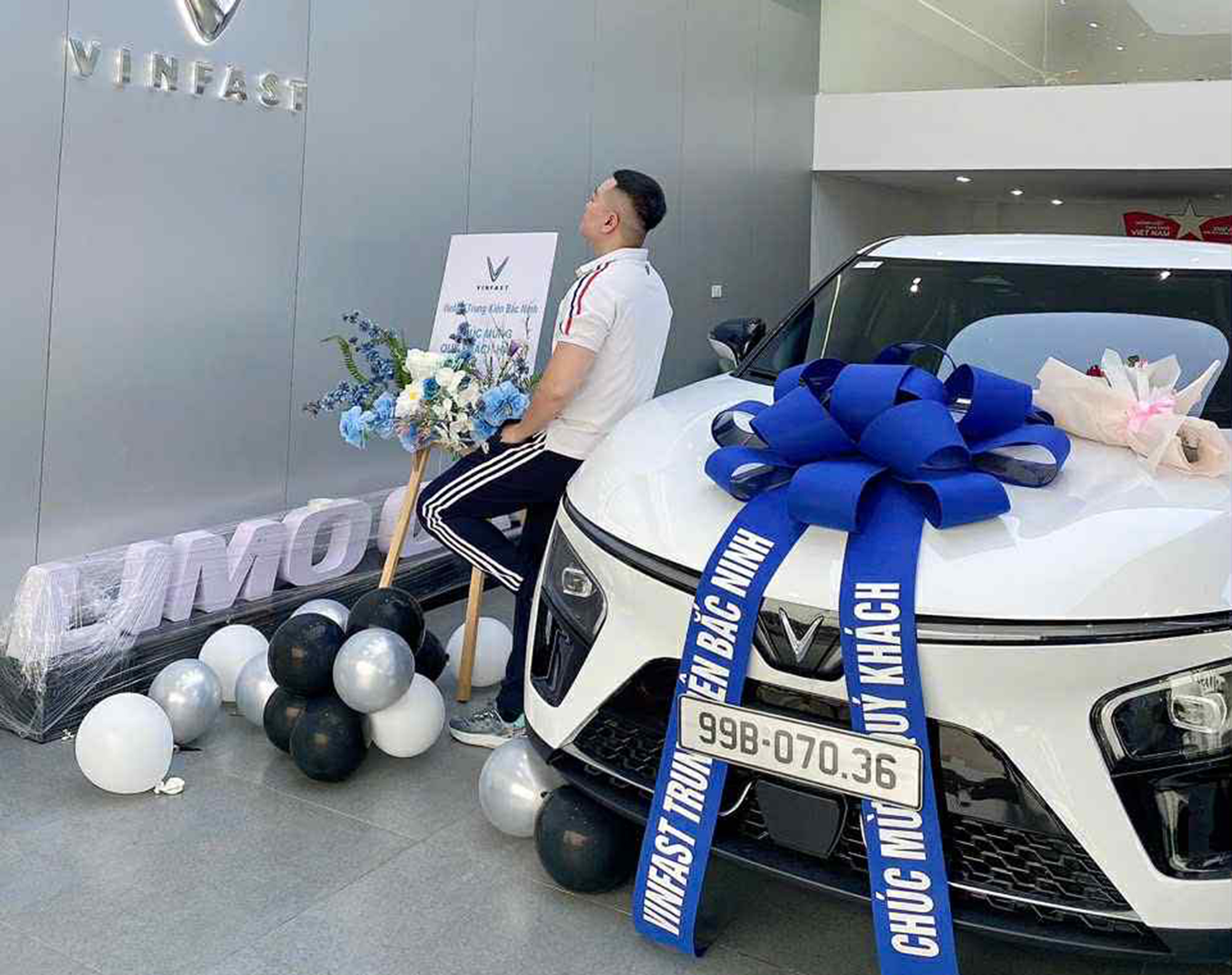 Từng dùng 2 đời xe xăng, người dùng đánh giá: ‘Không lựa chọn nào tốt hơn VF 7 Eco ở tầm giá 700 triệu’- Ảnh 2. Từng dùng 2 đời xe xăng, người dùng đánh giá: ‘Không lựa chọn nào tốt hơn VF 7 Eco ở tầm giá 700 triệu’- Ảnh 2.