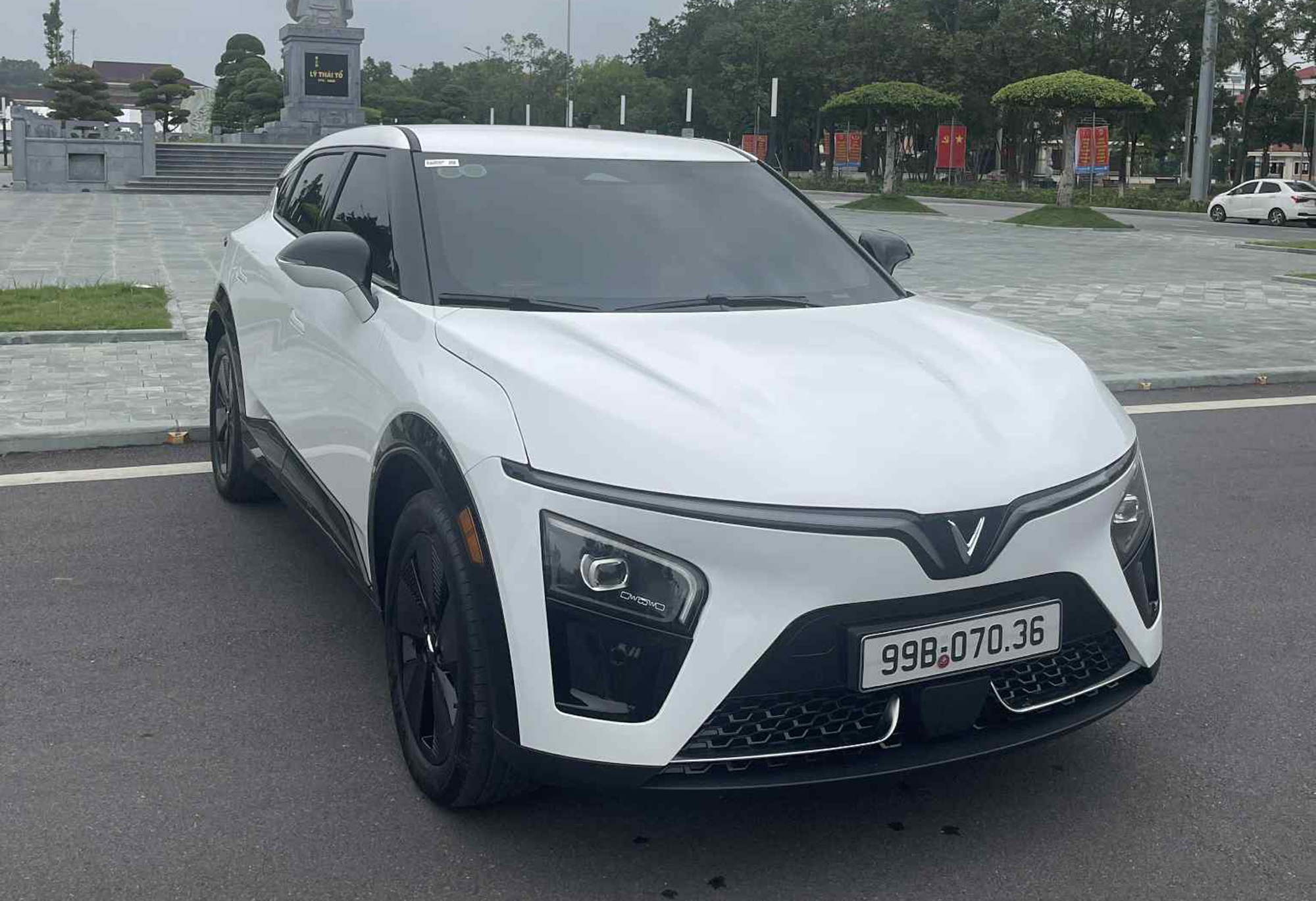 Từng dùng 2 đời xe xăng, người dùng đánh giá: ‘Không lựa chọn nào tốt hơn VF 7 Eco ở tầm giá 700 triệu’- Ảnh 3. Từng dùng 2 đời xe xăng, người dùng đánh giá: ‘Không lựa chọn nào tốt hơn VF 7 Eco ở tầm giá 700 triệu’- Ảnh 3.