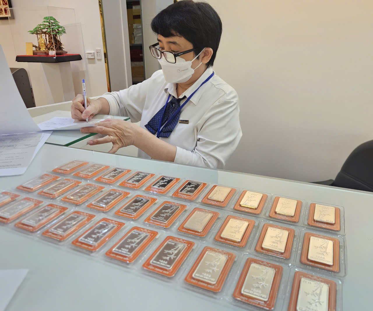 Giá bạc hôm nay 8-11: Thông báo bất ngờ của một công ty bạc- Ảnh 1. Giá bạc hôm nay 8-11: Thông báo bất ngờ của một công ty bạc- Ảnh 1.