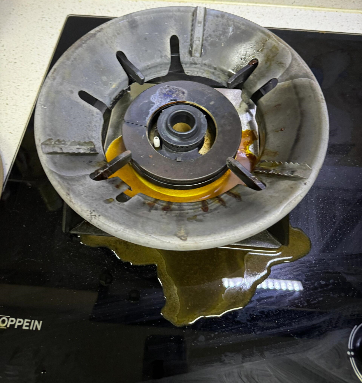 4 món đồ bếp tưởng hay nhưng lại cực kỳ nguy hiểm: 