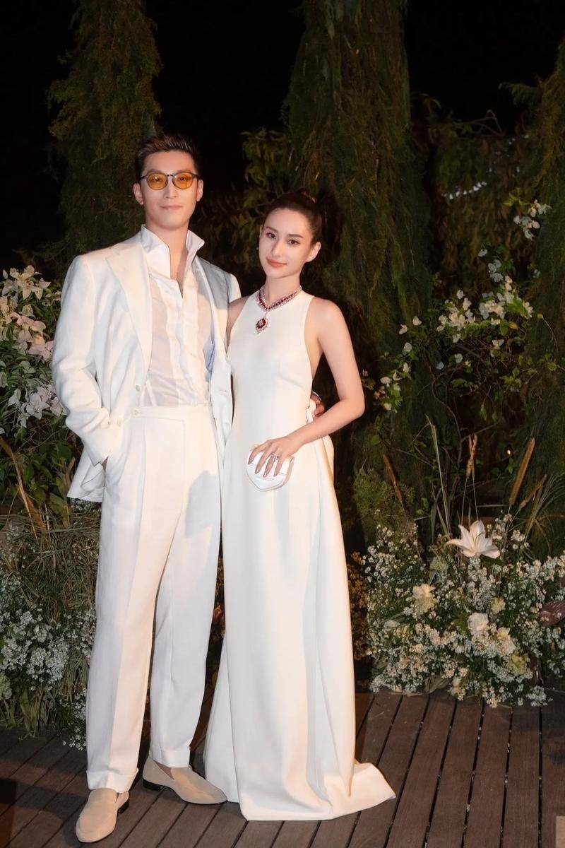 "Chồng nghèo" Đậu Kiêu lần đầu lộ diện, để lộ 1 chi tiết quan trọng giữa tin ly hôn ái nữ trùm sòng bạc Macau- Ảnh 5. "Chồng nghèo" Đậu Kiêu lần đầu lộ diện, để lộ 1 chi tiết quan trọng giữa tin ly hôn ái nữ trùm sòng bạc Macau- Ảnh 5.