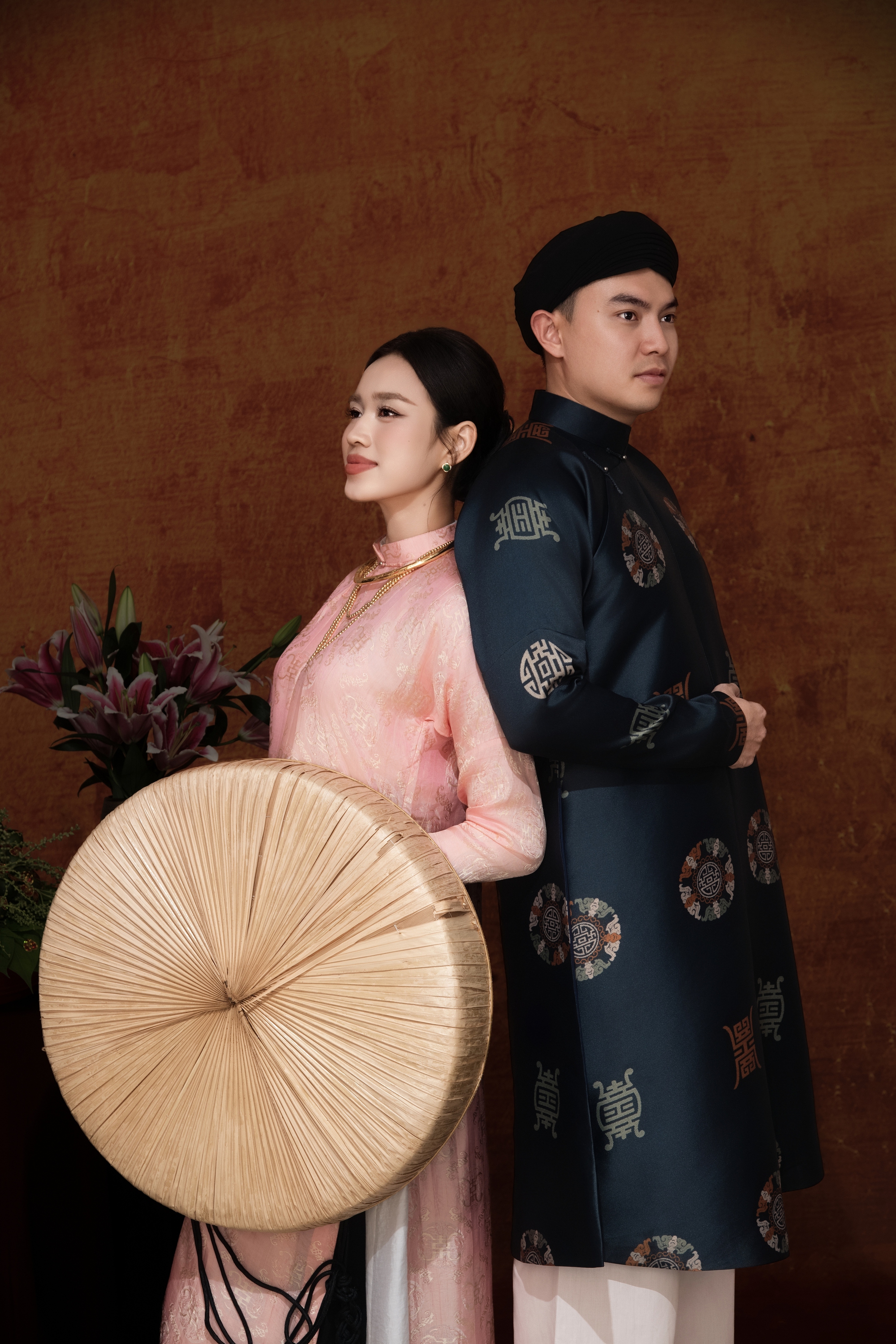 1 ngày trước đám cưới Đỗ Hà và thiếu gia: Lộ full 4 bộ ảnh cưới 