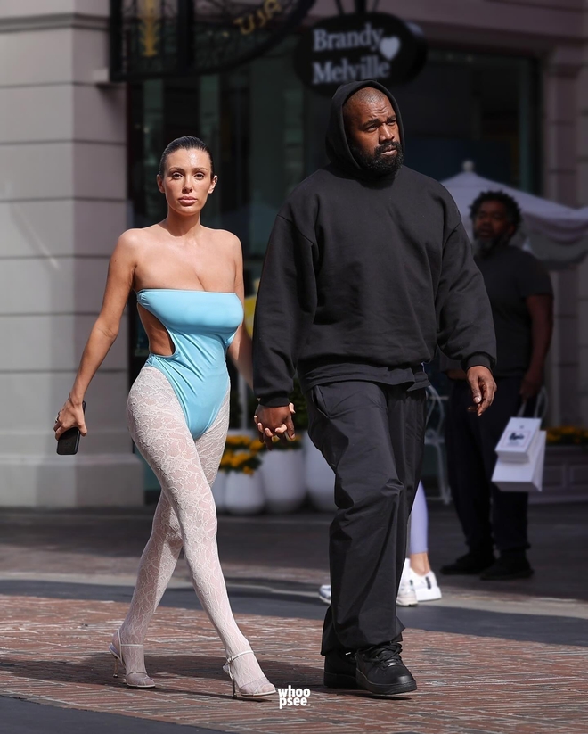 Vợ Kanye West không thích mặc quần- Ảnh 13.