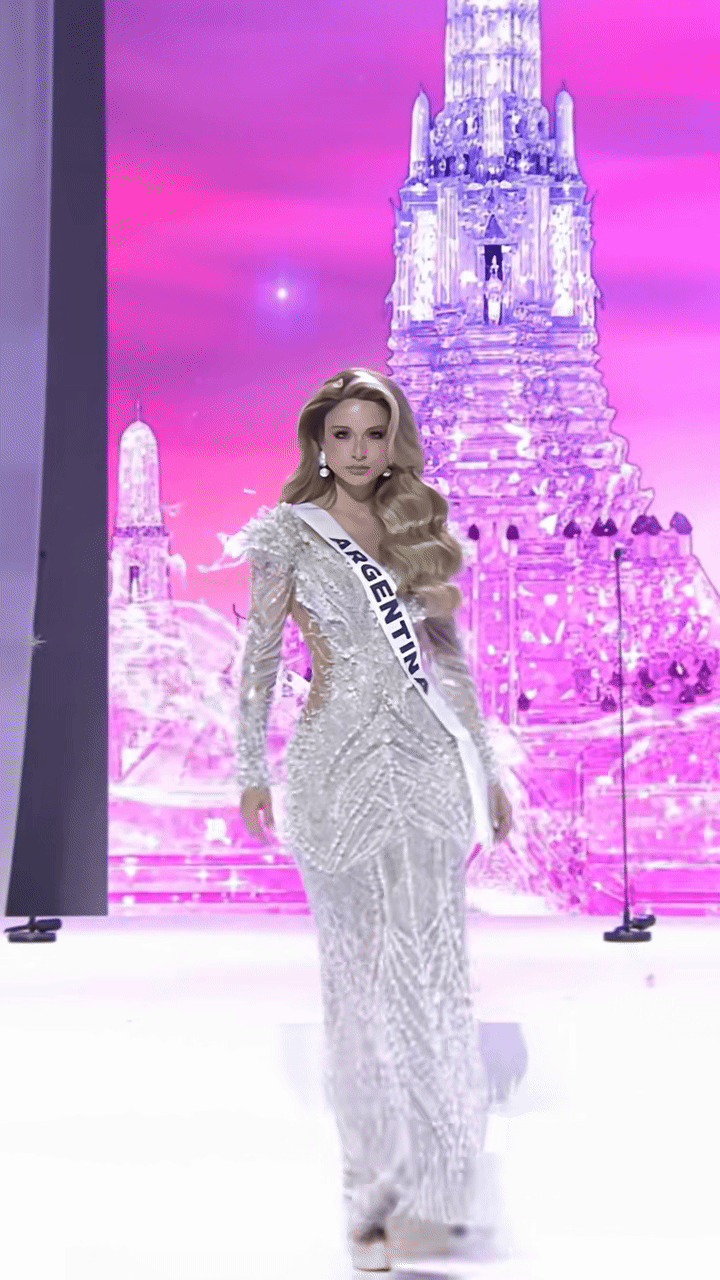 Đối thủ của Hương Giang tại Miss Universe: Xinh đẹp như búp bê sống đúng nghĩa- Ảnh 1. Đối thủ của Hương Giang tại Miss Universe: Xinh đẹp như búp bê sống đúng nghĩa- Ảnh 1.