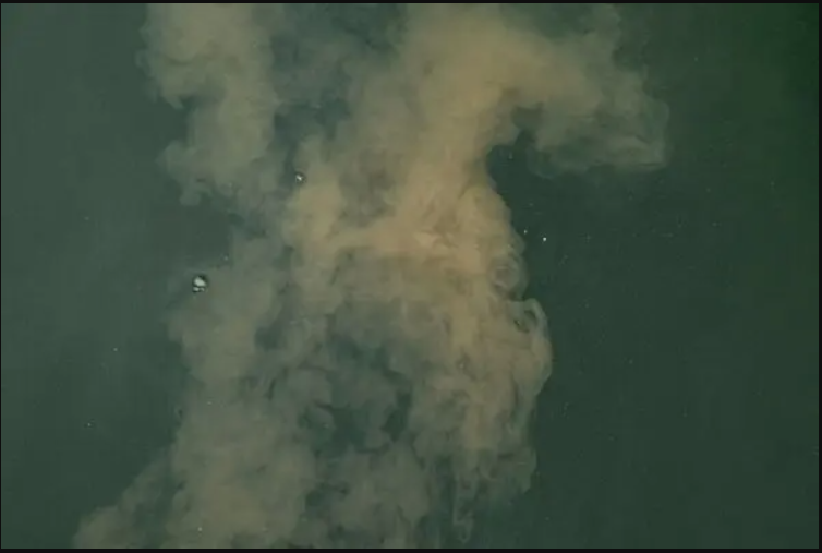 Tiếng nổ như đại bác vang lên liên tục từ lòng hồ suốt hàng trăm năm: Đáp án khiến giới khoa học sững sờ- Ảnh 3.