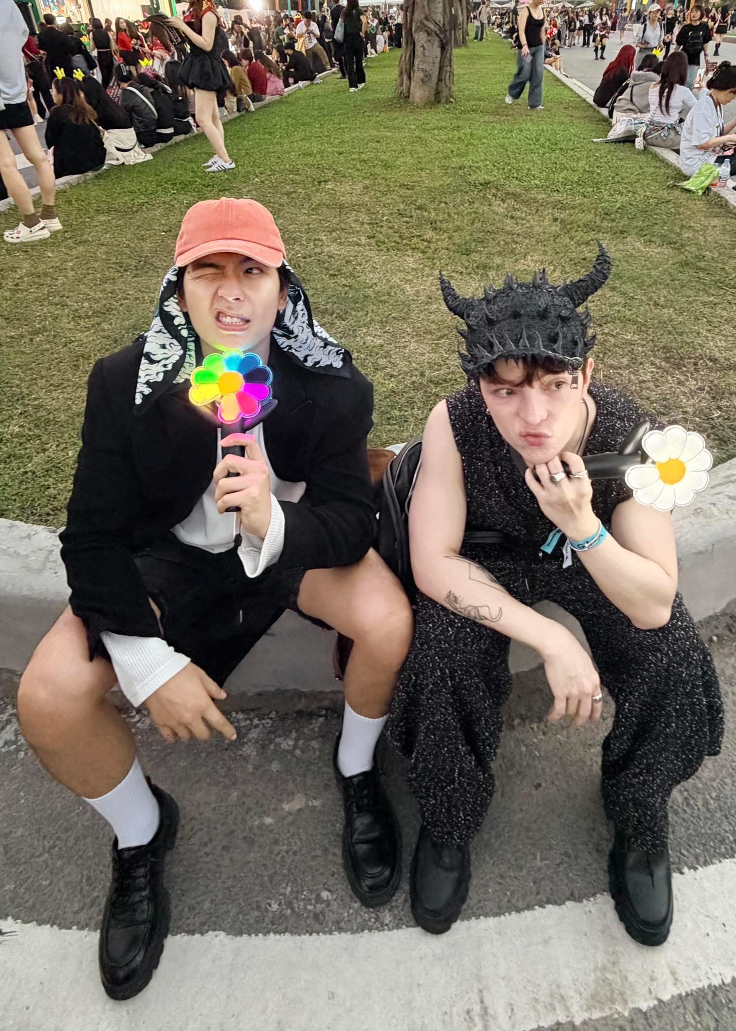 2 ngày nữa ra MV nhưng SOOBIN vẫn ham vui, ra Hà Nội đu concert 2 ngày nữa ra MV nhưng SOOBIN vẫn ham vui, ra Hà Nội đu concert