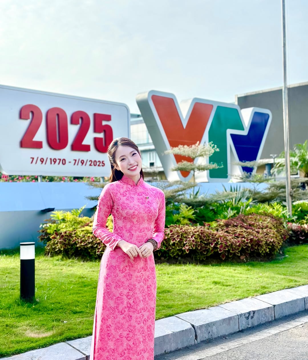 Bí mật của MC Khánh Vy- Ảnh 1. Bí mật của MC Khánh Vy- Ảnh 1.