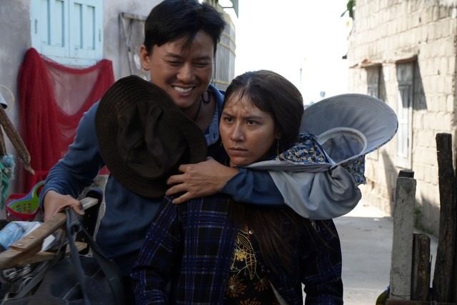 Nữ diễn viên Việt duy nhất mới đóng 3 phim đã chạm mốc 1.000 tỷ, chỉ cao mét rưỡi mà có tận 5,5 triệu fan- Ảnh 1. Nữ diễn viên Việt duy nhất mới đóng 3 phim đã chạm mốc 1.000 tỷ, chỉ cao mét rưỡi mà có tận 5,5 triệu fan- Ảnh 1.